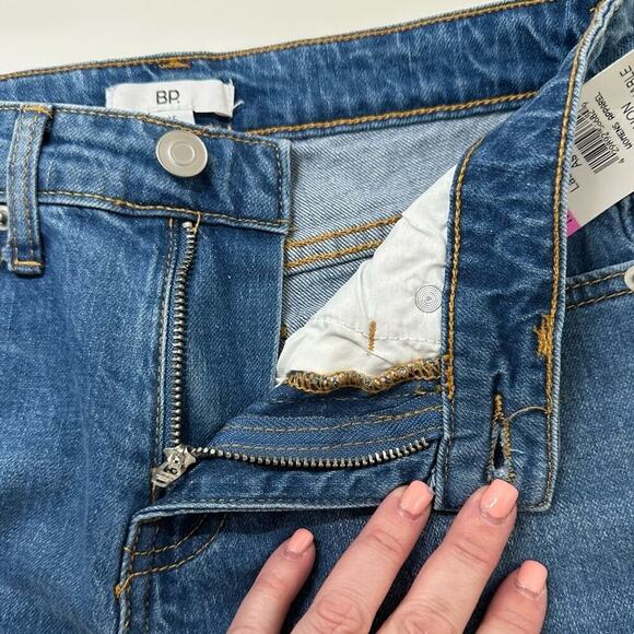 NWT | BP | Rolled Hem Denim Shorts | Blue | Size 25 - Picture 4 of 13